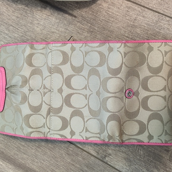 Coach Pink and Tan Women's Bag - Picture 4 of 14